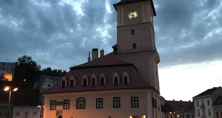 Descubre Transilvania desde el aeropuerto de Bucarest - Carpathian Travel Center 4