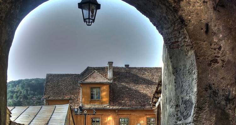 Descubre Transilvania desde el aeropuerto de Bucarest - Carpathian Travel Center 7