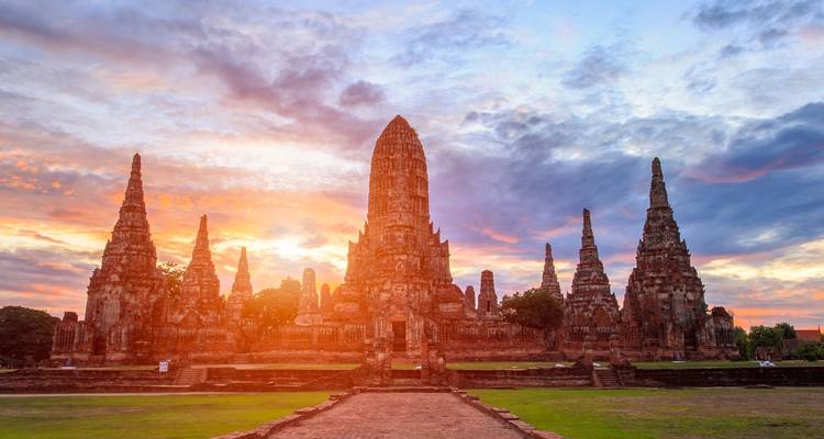 Circuit terrestre d'aventure au Laos de Vientiane à Luang Prabang en passant par Vang Vieng et Ban Paklung - DNQ Travel 1