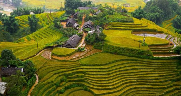 Trek facile de 2 jours à Sa Pa et séjour chez l'habitant en bus au départ de Hanoi - Crossing Vietnam Tour 9