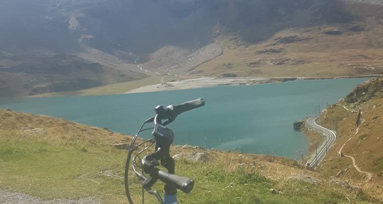 E bike trip Switzerland, Austria and Italy, Guided cycling from Glacier to Garda Lake - Bike Planet Tours 4