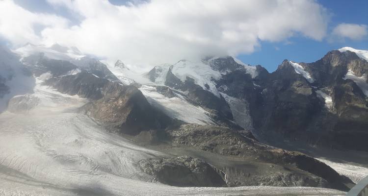 E bike trip Switzerland, Austria and Italy, Guided cycling from Glacier to Garda Lake - Bike Planet Tours 8