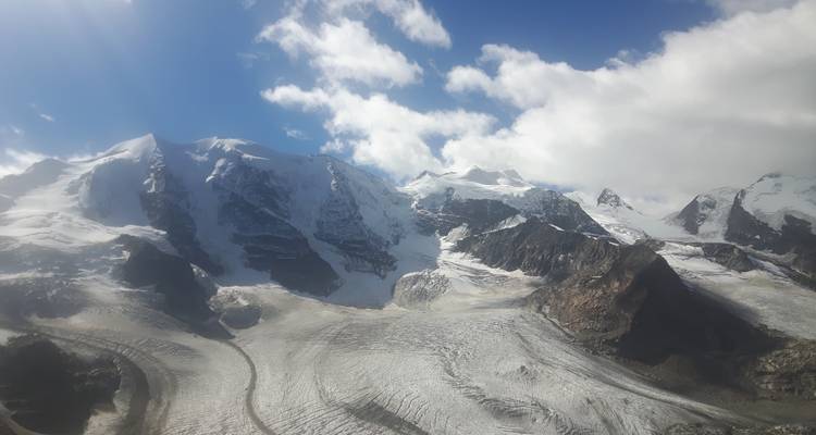 E bike trip Switzerland, Austria and Italy, Guided cycling from Glacier to Garda Lake - Bike Planet Tours 7