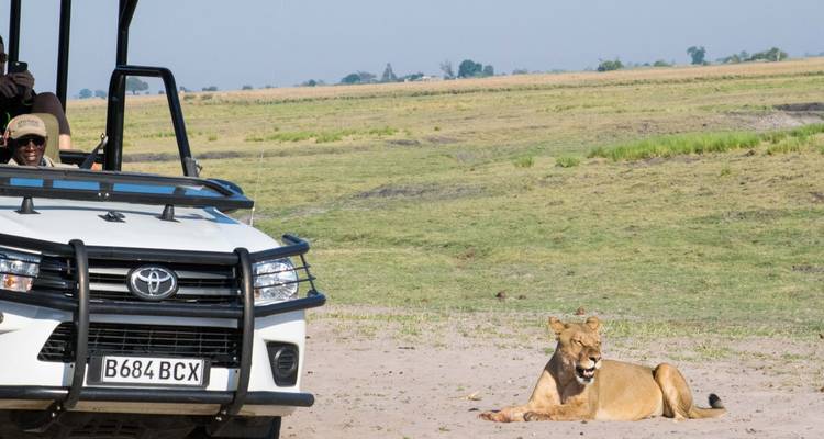 Excursión Explorador Grandeza de Botsuana: Delta del Okavango, Parque Nacional de Chobe, Cataratas Victoria - HoneyBadger Travel & Tours 3