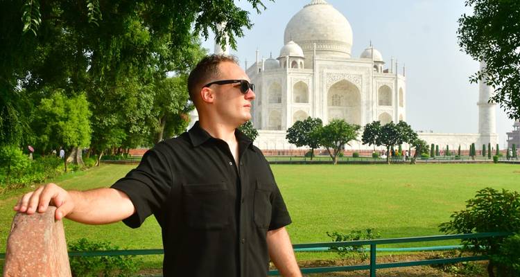From Delhi: Taj Mahal, Agra Fort and Baby Taj Tour by Gatimaan Express Train - Golden Triangle Tours Of India 4