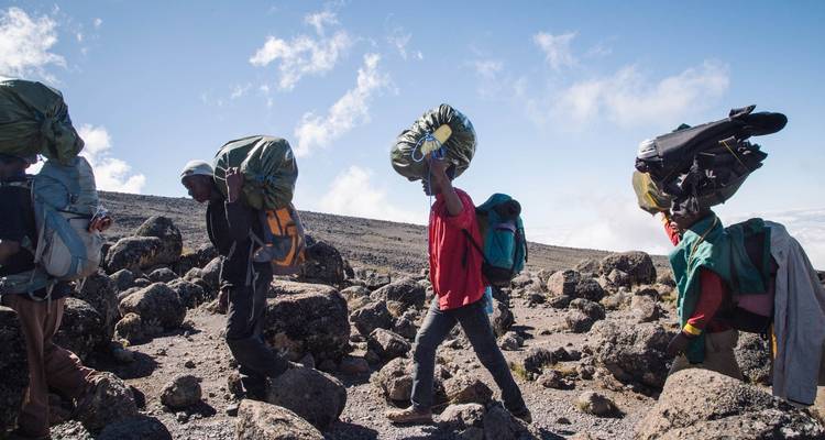 6 días Ruta Machame + 2 noches de hotel - Tanzania Horizon Safaris 1