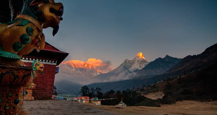 Excursionismo en campamento base del Everest 14 días - Oriental Journeys Pvt. Ltd. 2