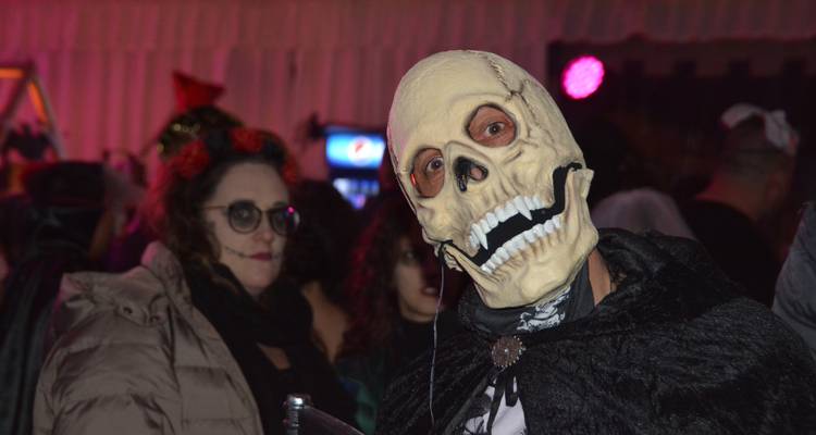 Halloween en Transilvania con Vlad el Empalador, incluidas 2 fiestas de máscaras - Transylvania Live Expert in Transylvania 9