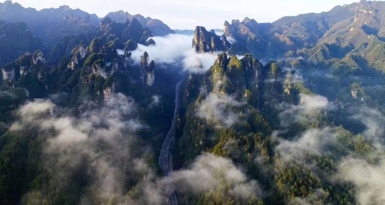 Circuit de 4 jours à Zhangjiajie et à la vieille ville de Fenghuang depuis Guangzhou en train Bullet et en avion - Silk Road Trips 6