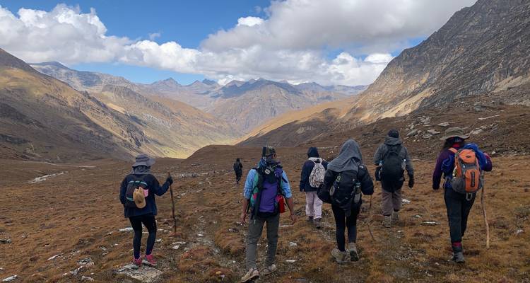 Excursión al muñeco de nieve - Bhutan Travelers 3