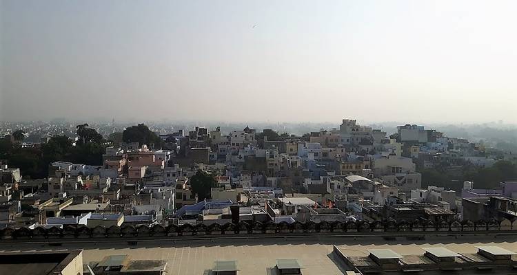 Essence de l'Inde avec Varanasi et safari du tigre, vols intérieurs et voyage en train inclus - Payless tours india 8