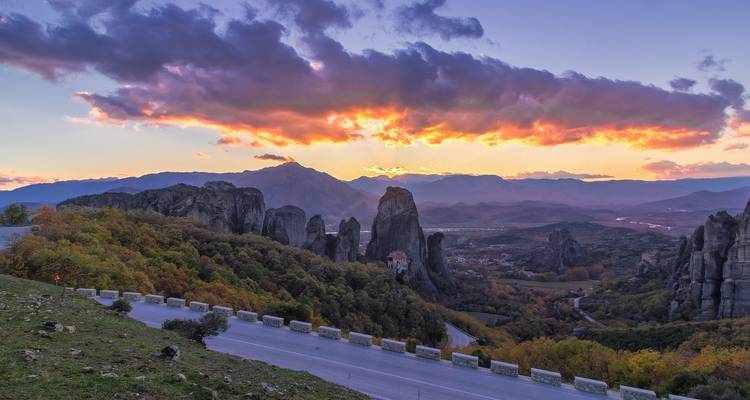 3 Days Tour From Athens To Meteora - Visit Meteora 9