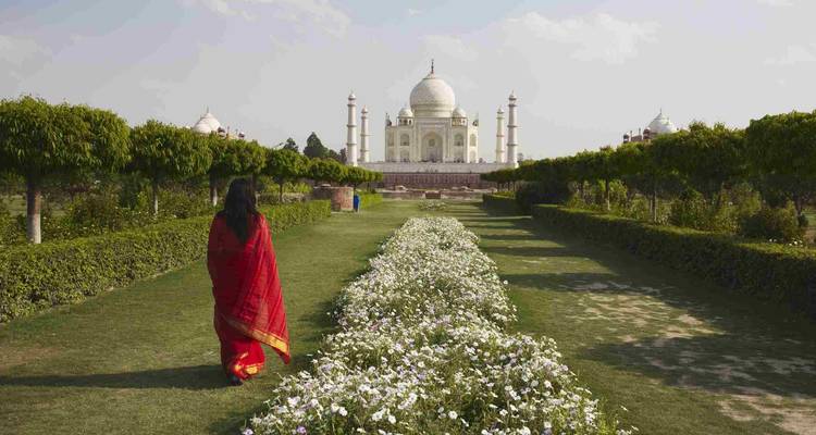 From Gateway to Grandeur: Mumbai to Taj Mahal Flight Tour - Golden Triangle Tours Of India 10