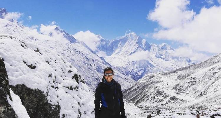 Excursión al campamento base del Everest - Hiking Adventure Treks Pvt Ltd  1
