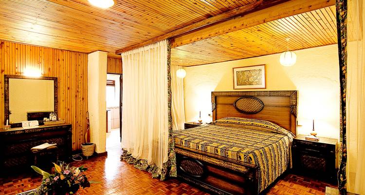 4 jours Kenya Masai Mara et Lac Nakuru Lodge moyen de gamme rejoignant le safari 2025 - CKC Tours & Travel 3