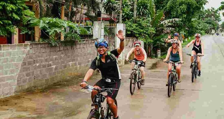 Cyclisme sur les routes de campagne du Vietnam 13 jours - Bravo Indochina Tours 4