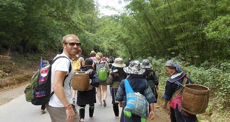 Sapa 3 jours 2 nuits de circuit Trek depuis Hanoi - 1 nuit au village de Ta Van, 1 nuit à l'hôtel - Vietnam Travel Top 8