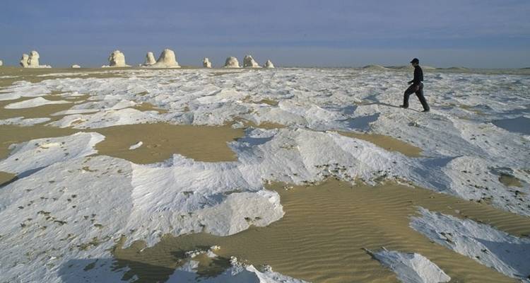 4 días pirámides y Oasis de el Baharia - Ancient Egypt Tours 8