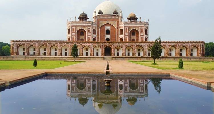 Golden Triangle with Kathmandu, Supersaver (Multi country) - Le Passage to India 2