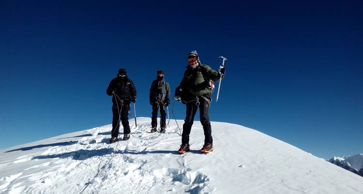 Escalada al pico Mera - Nepal Guide Treks & Expedition P.ltd 1