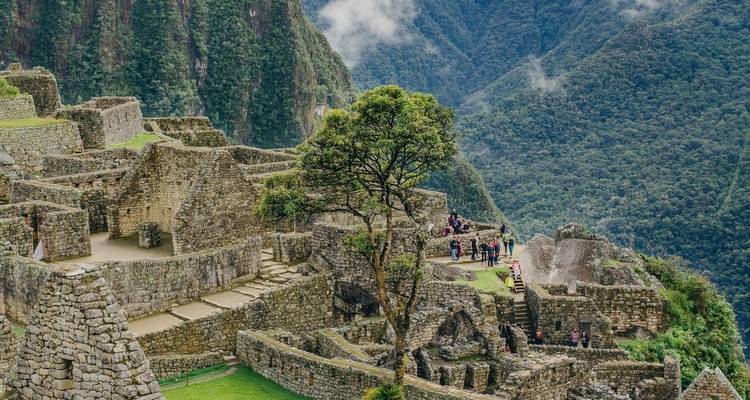 Sacred Valley to Machu Picchu 2D-1N Premium Tour + Humantay lake Full day or Rainbow mountain - CondeTravel 4