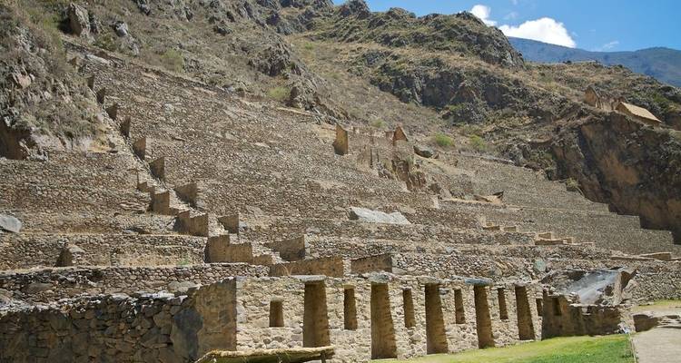 Sacred Valley to Machu Picchu 2D-1N Premium Tour + Humantay lake Full day or Rainbow mountain - CondeTravel 1