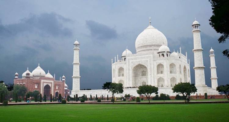 From Delhi: Taj Mahal Private Tour By Gatiman Express Train - Travel Creators Of India 6