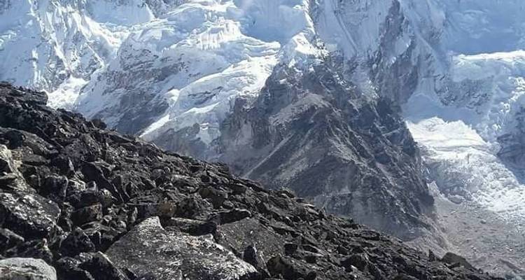 Excursionismo en campamento base del Everest - White Hill Adventure Treks and Expedition Pvt Ltd 3