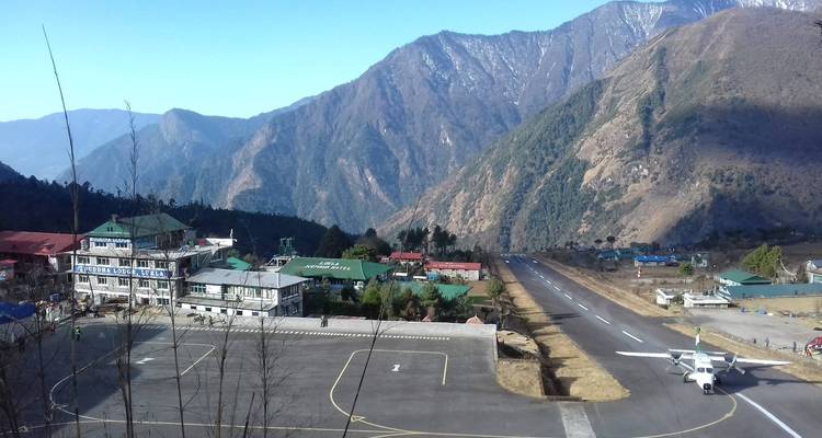 Excursionismo en campamento base del Everest - White Hill Adventure Treks and Expedition Pvt Ltd 2