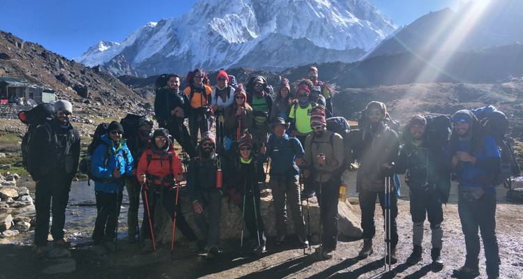 Excursionismo en campamento base del Everest - White Hill Adventure Treks and Expedition Pvt Ltd 4
