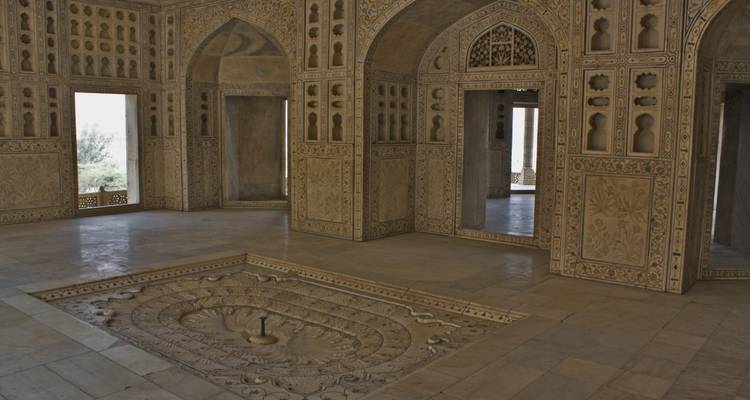 Famous 8 Days Golden Triangle Tour with Mystical Golden Temple of Amritsar(ALL INCLUSIVE) - Travel Con 9