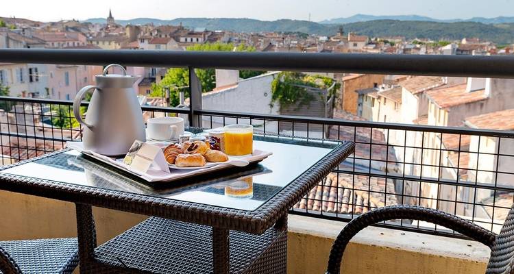 In-depth Discovery of the French Riviera & Provence - So Provence So Alps ! 9