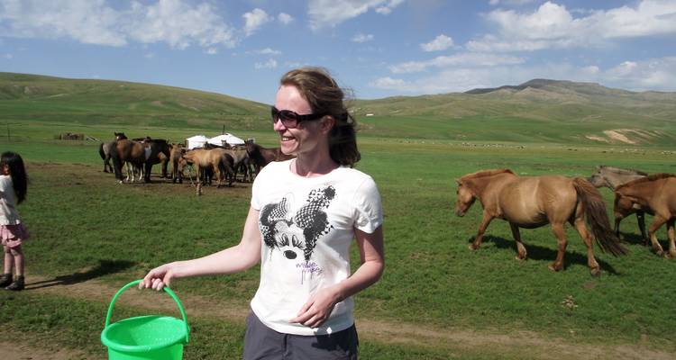 Gobi Desert & Orkhon Valley Tour - View Mongolia Travel 3