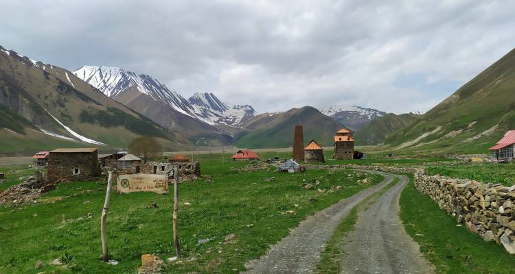 Kazbegi Hiking - 3 Day Group Tour - TrekGeorgia 9