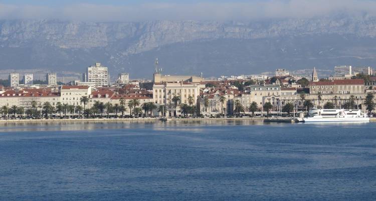 Island hopping walking tour Split to Dubrovnik - Fiore Tours 3