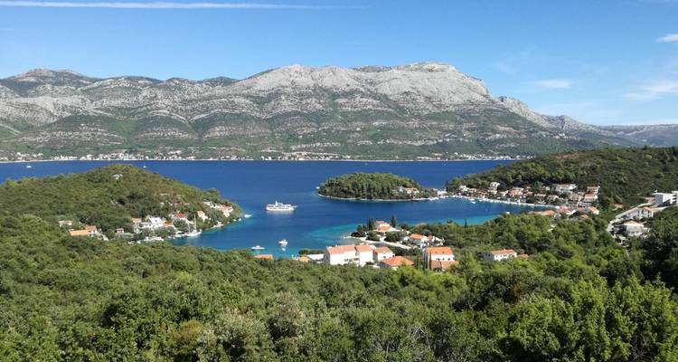 Island hopping walking tour Split to Dubrovnik - Fiore Tours 1