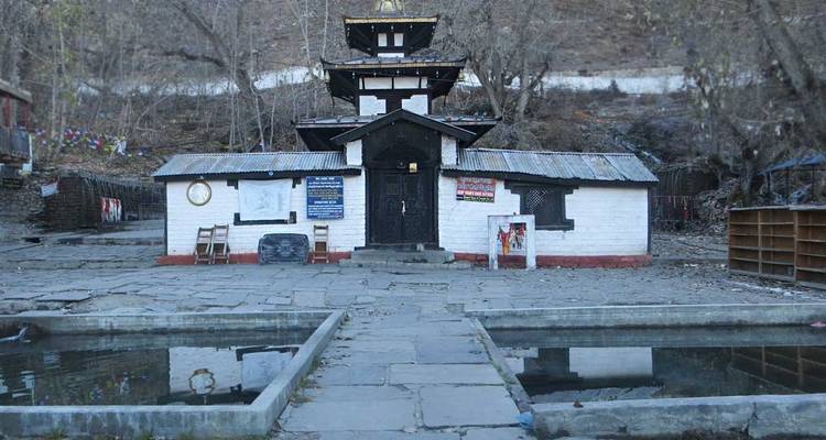 Annapurna Circuit & Tilicho Lake Trek - Travel Max Guide 2