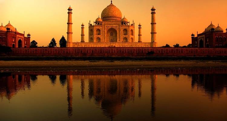 Agra Day Trip by Car: Same-Day Tour of Taj Mahal and Agra Fort from Delhi - MTA Destination Management Company 4