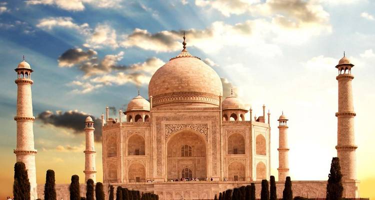 Agra Day Trip by Car: Same-Day Tour of Taj Mahal and Agra Fort from Delhi - MTA Destination Management Company 6