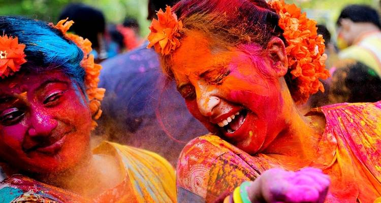 Group Tour of Colorful Holi Festival & Golden Triangle - MTA Destination Management Company 3