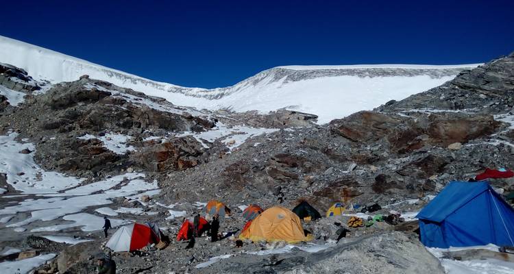 Escalade du Chulu East Peak - Nepal Guide Treks & Expedition P.ltd 6