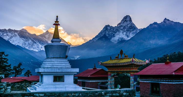 Excursión al campamento base del Everest - Nepal Intrepid Treks and Expedition Pvt. Ltd.  8