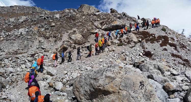 Excursión al campamento base del Everest - Nepal Intrepid Treks and Expedition Pvt. Ltd.  6