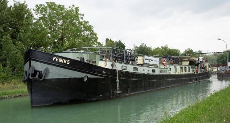Champagne Paris » Epernay, Bike & Barge in France - Feniks Charter 7