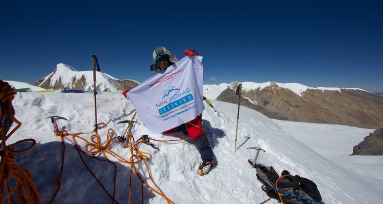 Escalade du pic Saribung - Nepal Nomad Trekking Pvt. Ltd. 1