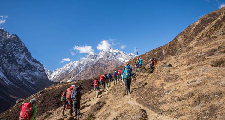Ngarkot Chisapani senderismo - Escape Himalaya Trek 1