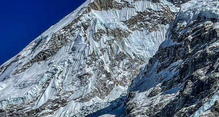 Trek Everest Base Camp - Alpine Ramble Treks  9
