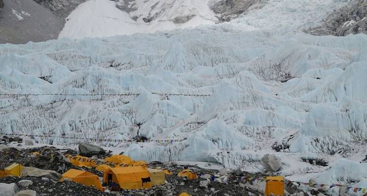 Campamento base del Everest - Travel Corporation Nepal 8