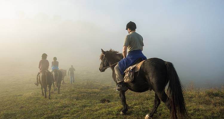 Balkan Village Trek (8 days progressive ride in Teteven Balkan area) - Penguin Travel 3