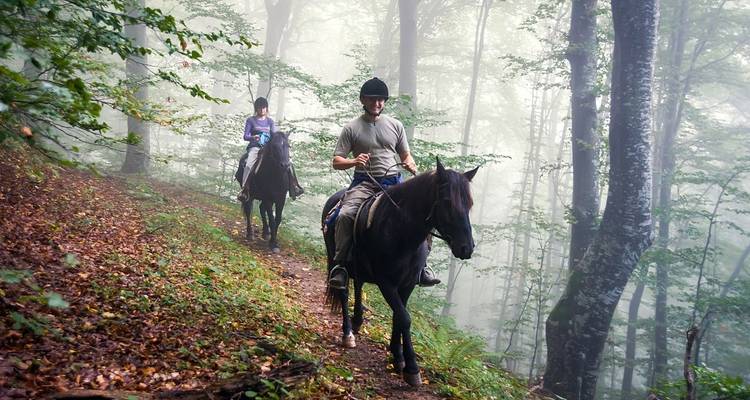 Balkan Village Trek (8 days progressive ride in Teteven Balkan area) - Penguin Travel 2